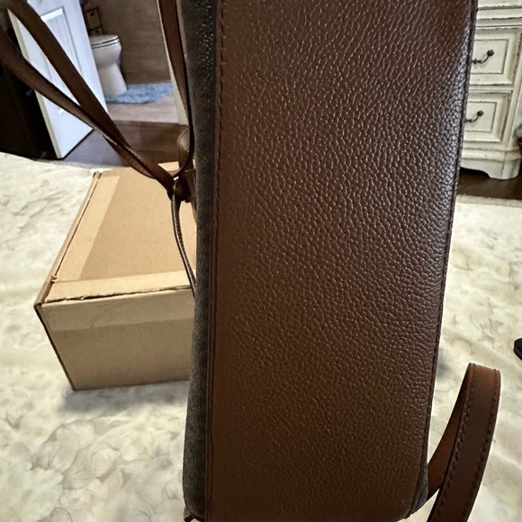 Michael Kors large backpack - Picture 6 of 8